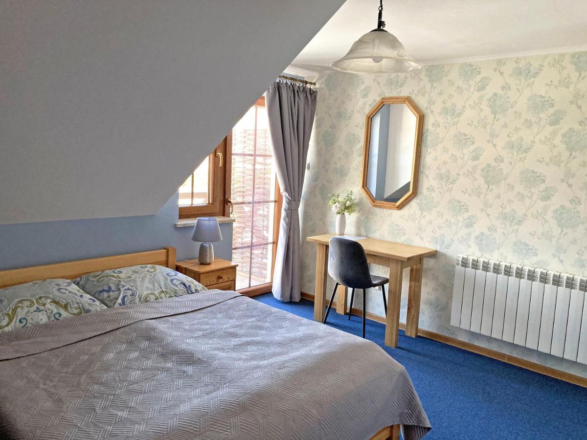 Brzozowy Dworek - Winnica Lipowiec - Housity
