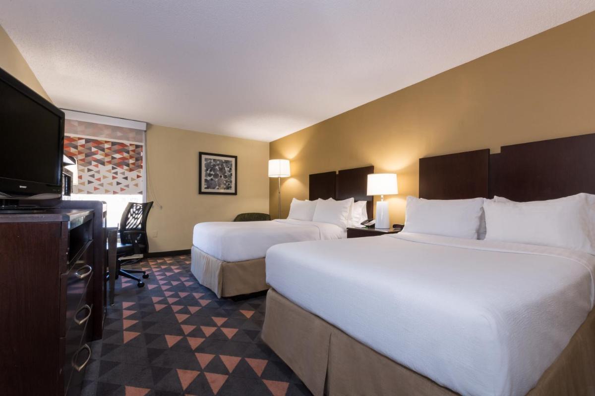 Holiday Inn Lumberton by IHG - Housity