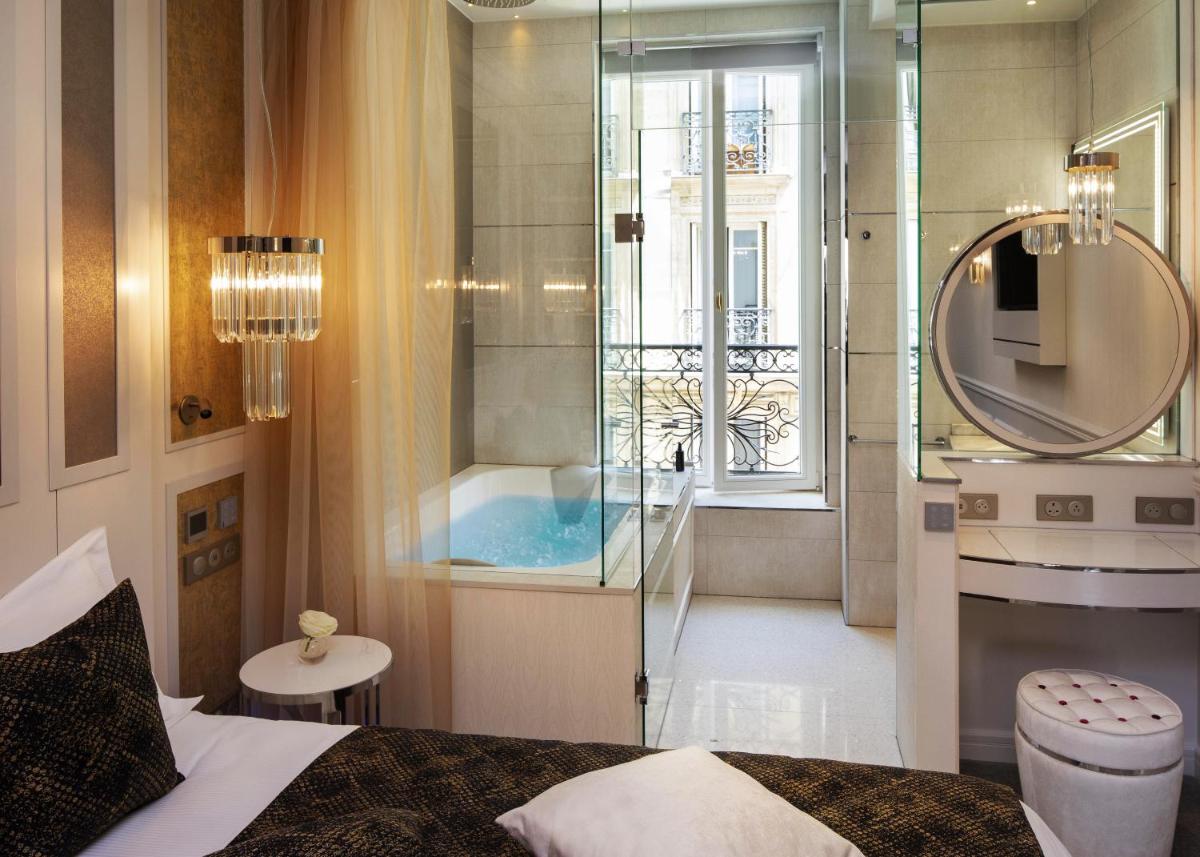 Salle de bains dans l'établissement Paris j'Adore Hotel & Spa
