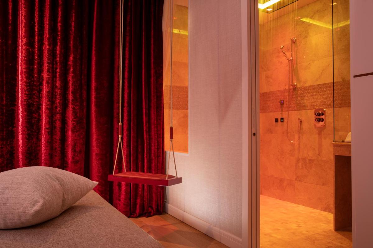 Salle de bains dans l'établissement Paris j'Adore Hotel & Spa