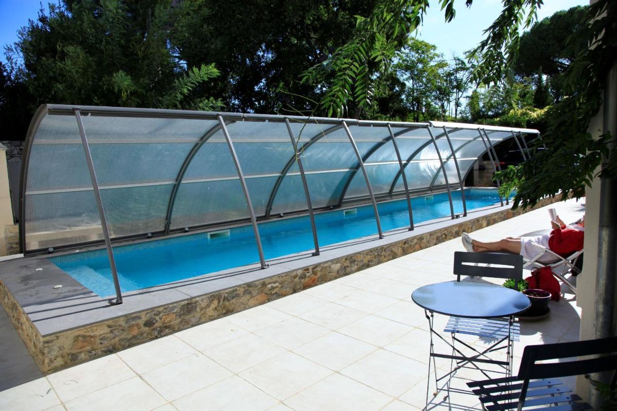 Le Clos du Théron, chambre d'hôte - Housity