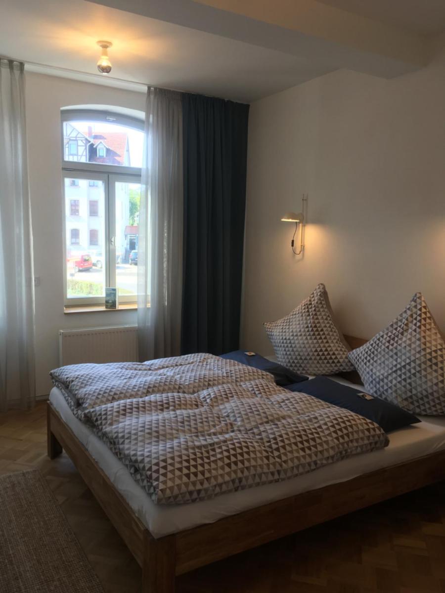 Ferienwohnungen Strauß am Botanischen Garten in Eschwege - Housity