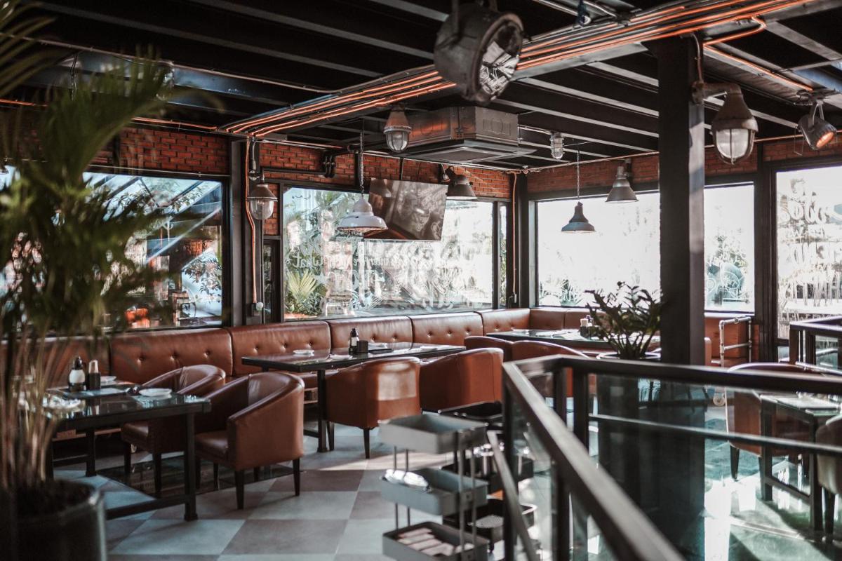 Letana Hotel - Housity