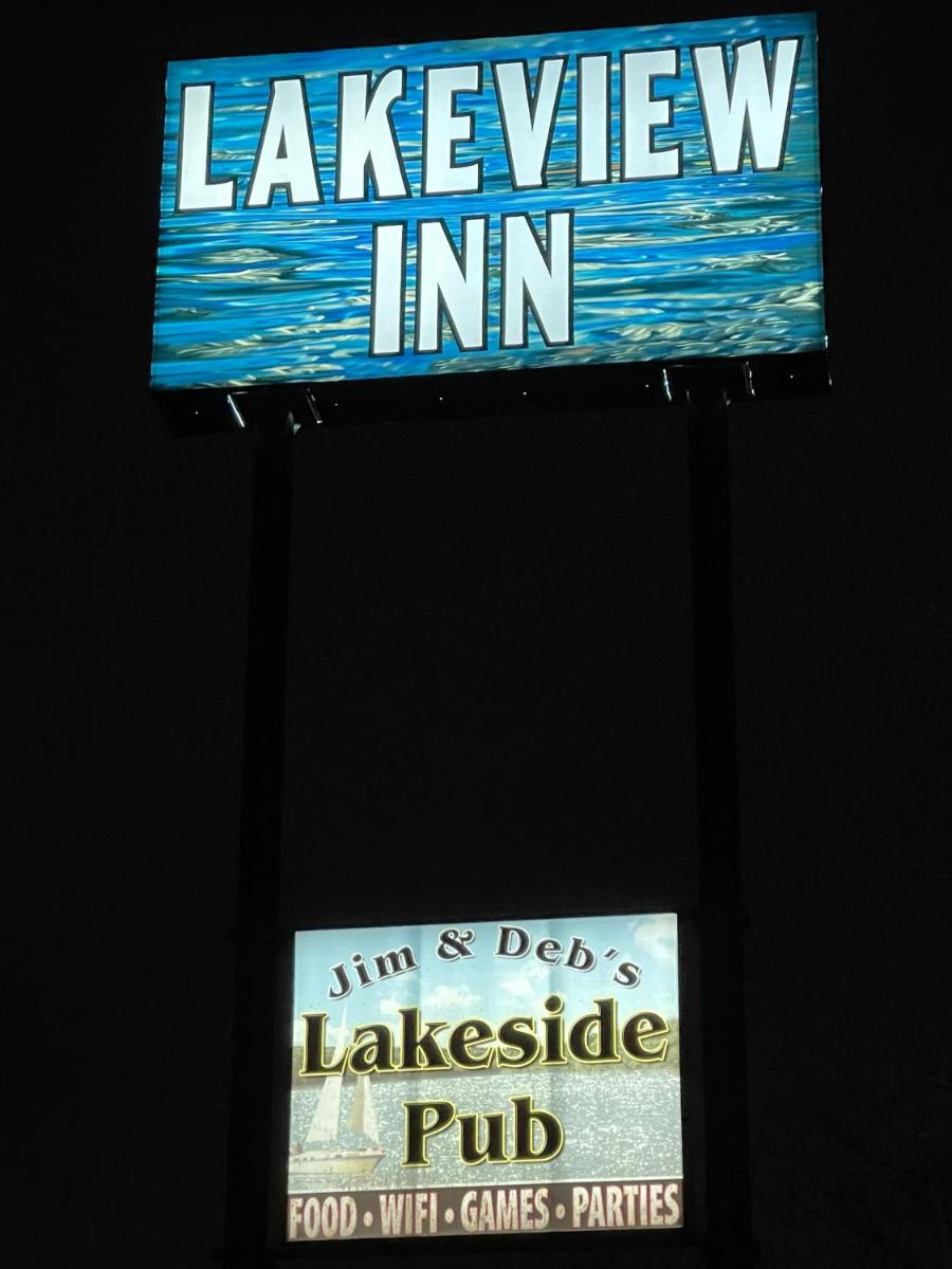 Lakeview Inn - Housity