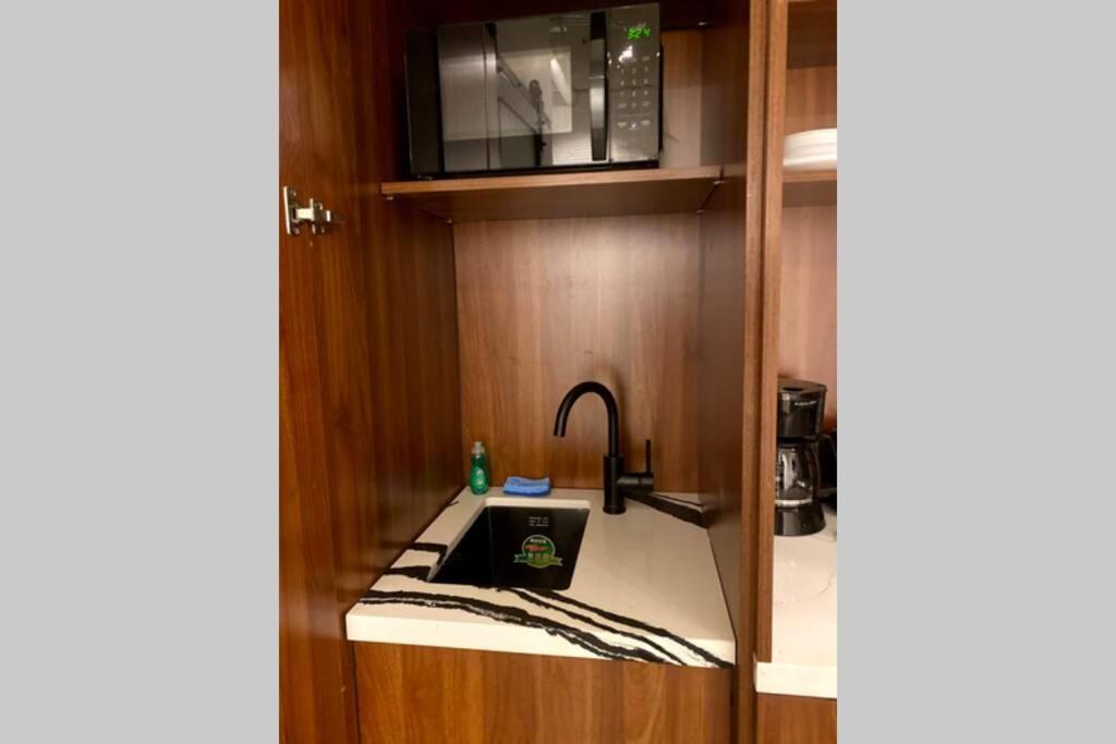 3E-Cozy! Micro apartment minutes from Shadyside, sleeps 1 - Housity
