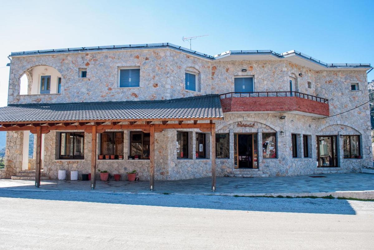 Hotel Gigilos Omalos - Housity