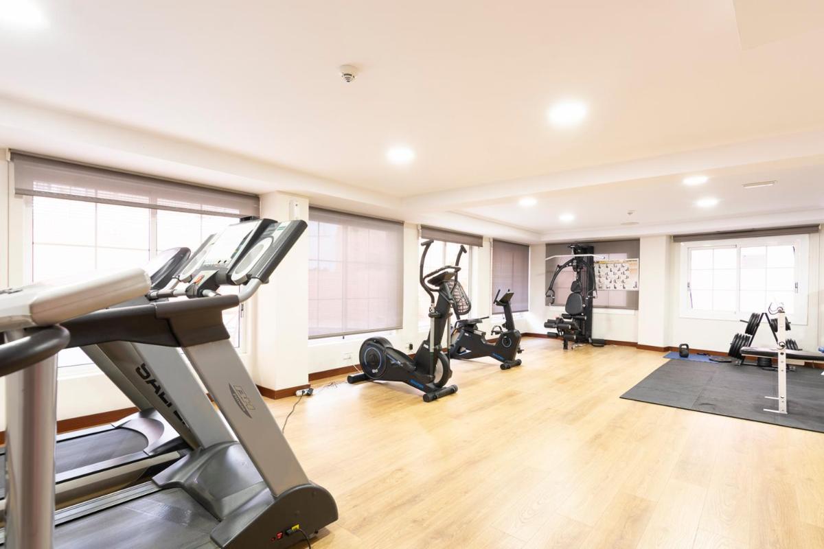 Gimnasio o instalaciones de fitness de Aparthotel Los Girasoles
