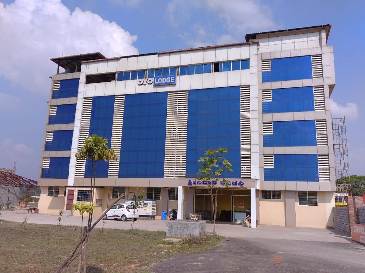 STAYMAKER Srinivasa Residency - Housity