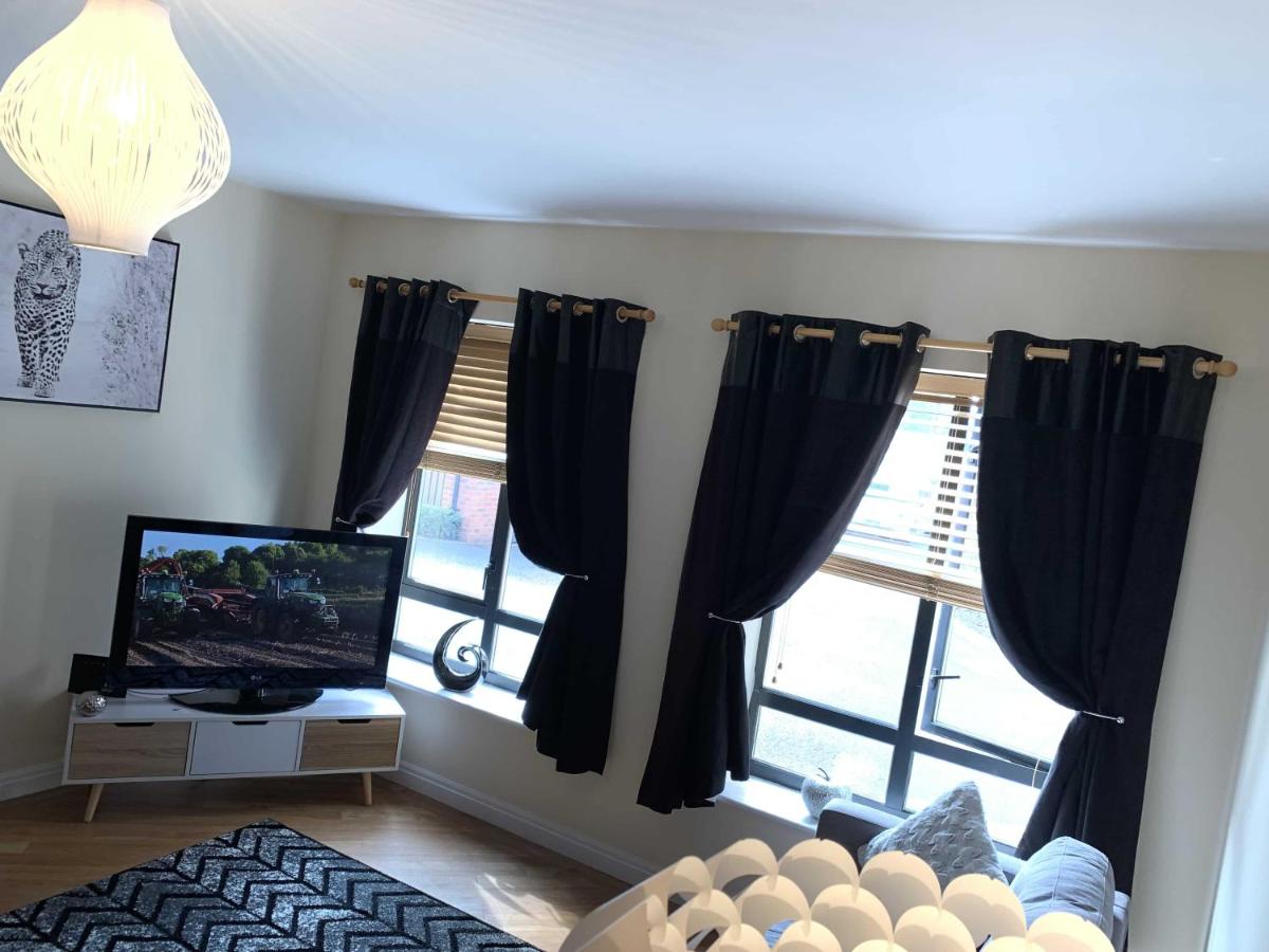 Grand Central Corporate Apartments - Housity