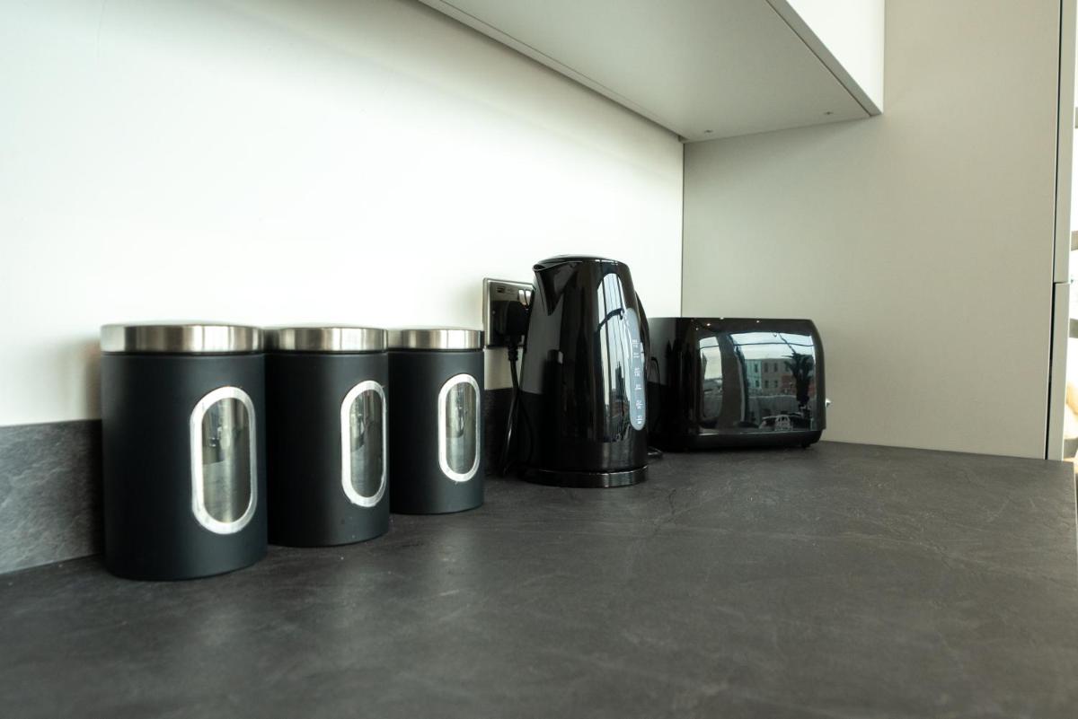 Alur Apartments Liverpool Central - Housity