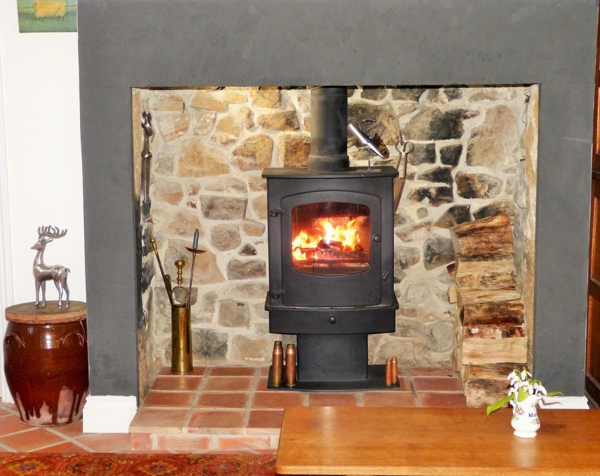 Roman Cottage - - Hadrian's Wall dark sky outpost. - Housity