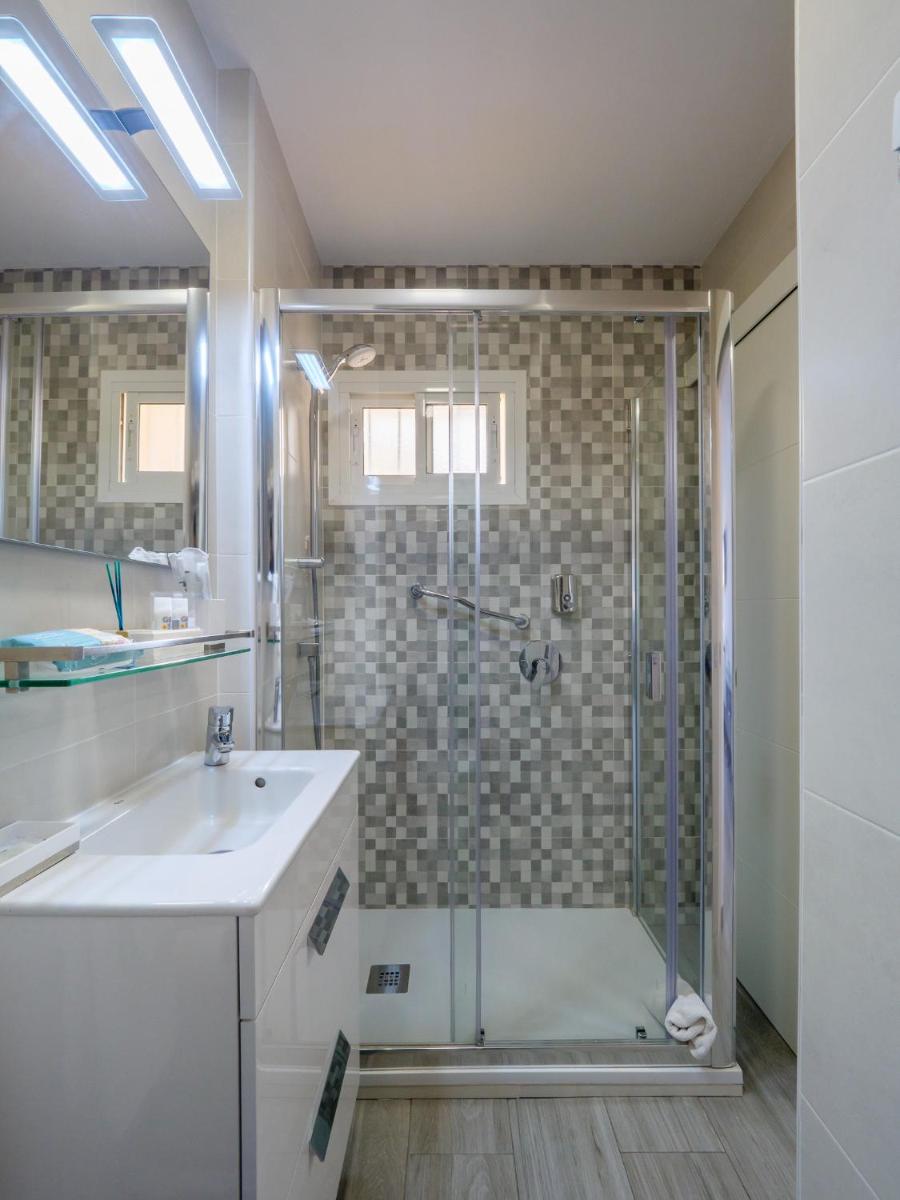 Honeymoon Apartments - Hizvo