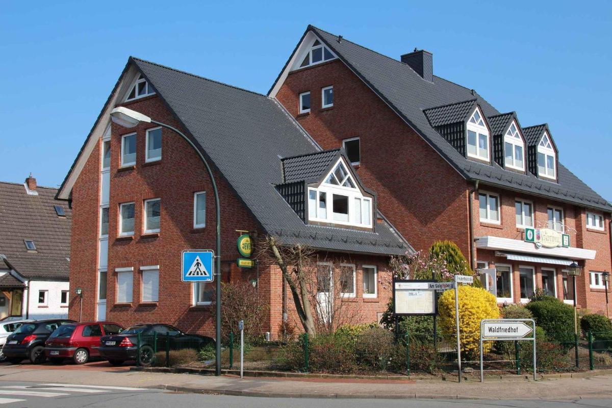 Hotel Stadtidyll & Dependancen - Housity