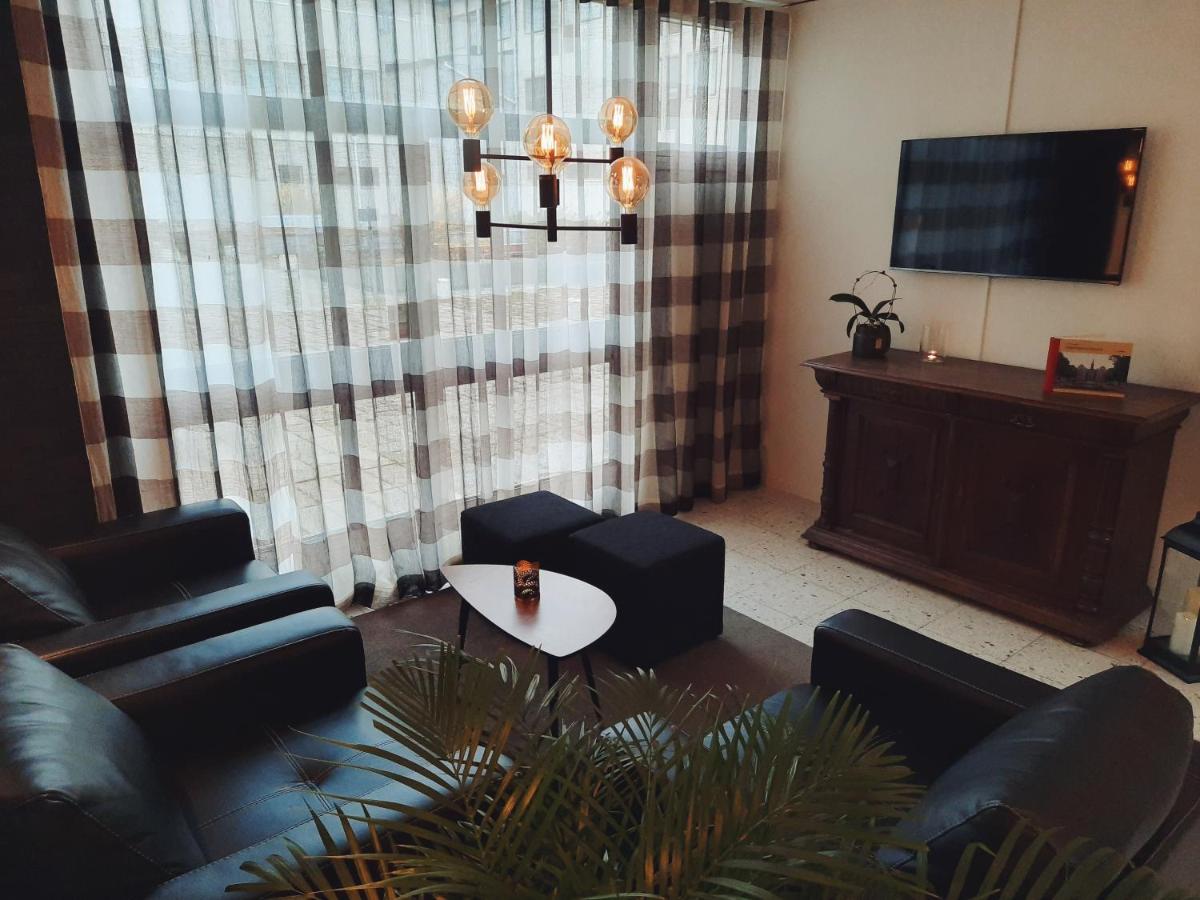 First Hotel Statt - Housity
