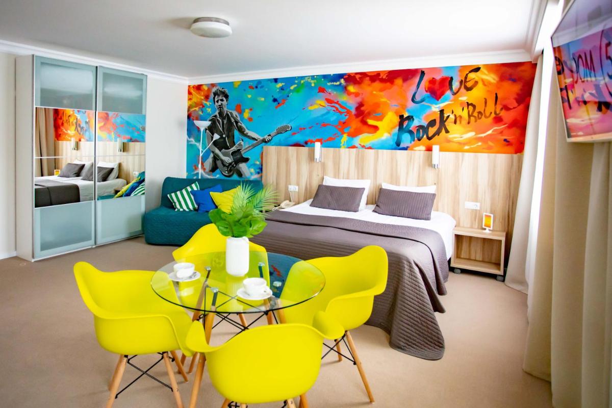 Dom 55 Inn - Housity