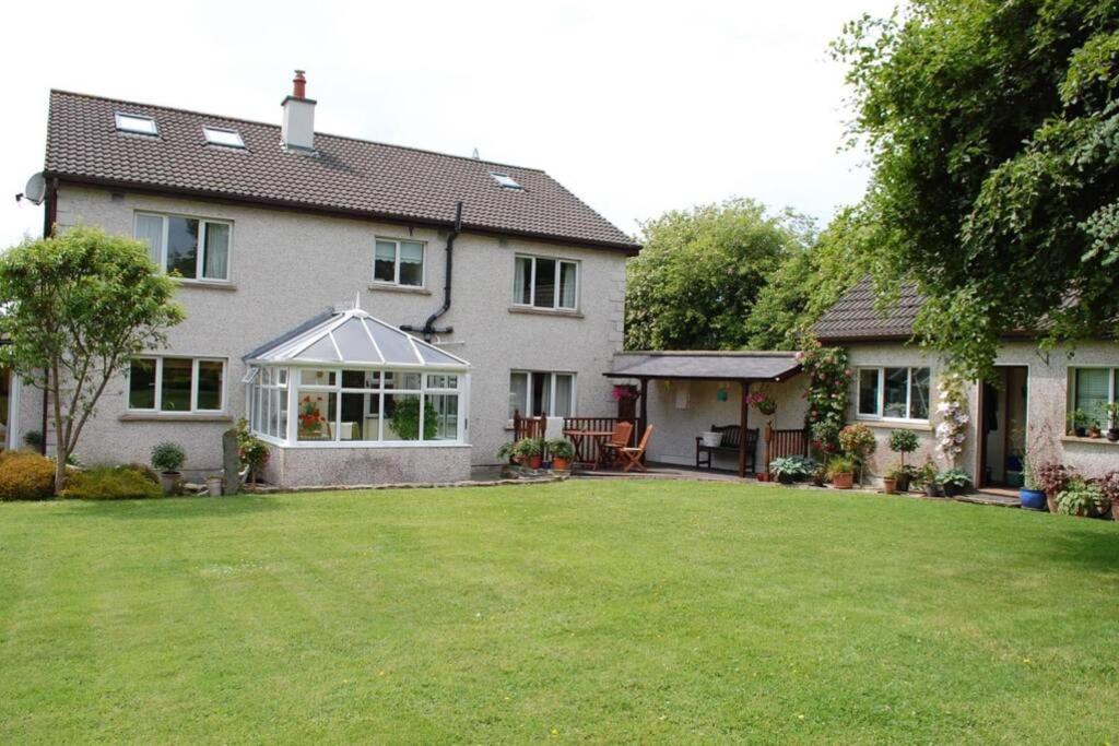 Mews with garden views - Housity