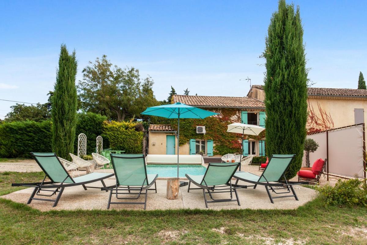 Villa Provençale avec Jardin et Piscine Privée à Beaumes-de-Venise - Housity