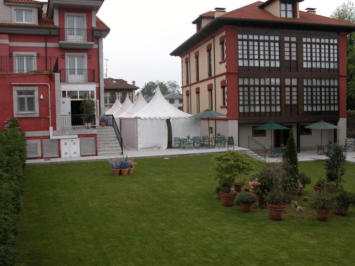 Jardín al aire libre en Silken Spa La Hacienda De Don Juan
