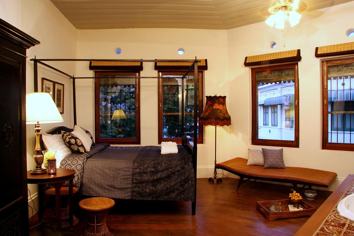 The Bhuthorn Bed & Breakfast - Housity