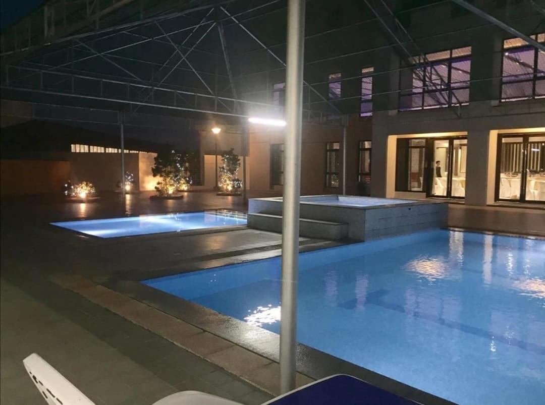 Suitetrails - Studio Deluxe @ Sta.Lucia East Grand Mall - Hotel & Residences