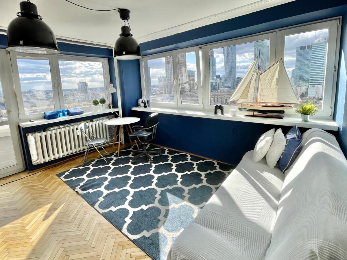 Super Apartament BLUE Ścisłe Centrum Dwie Linie Metra Netflix WiFi 300 Mbs Panorama Miasta - Housity