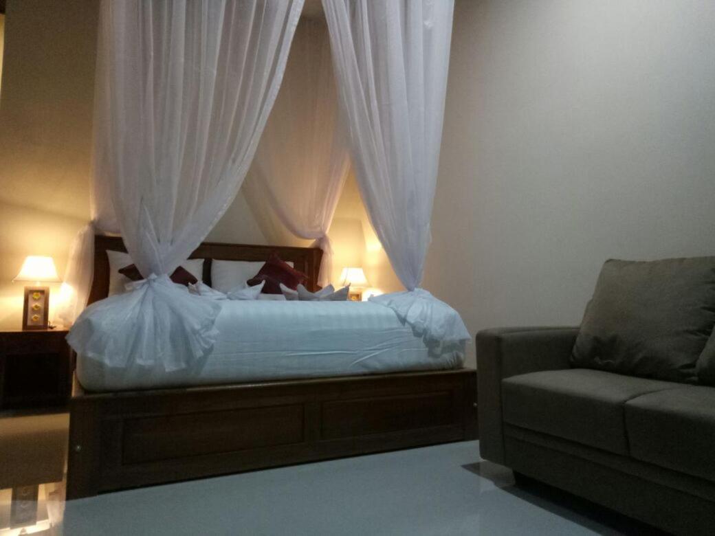 Nadya Homestay - Housity
