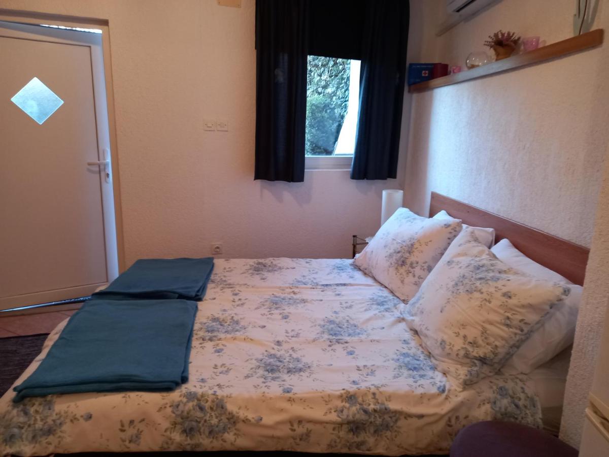Studio Ana - Housity