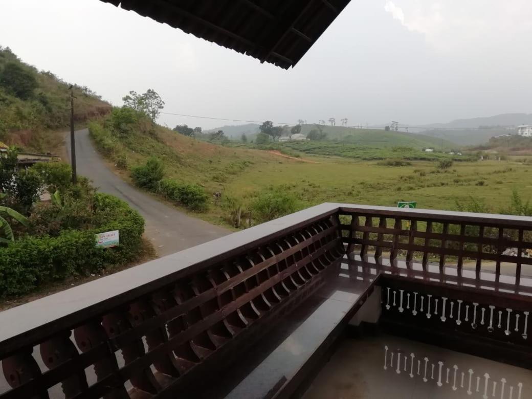 Suitetrails - Vagamon Residency