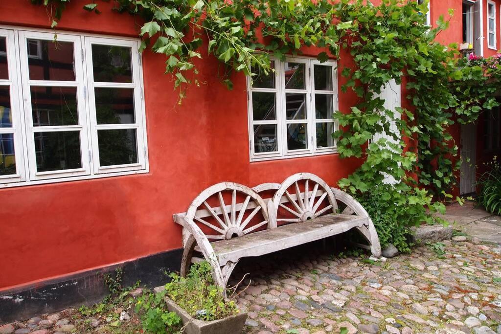 The nicest house with internet - Housity