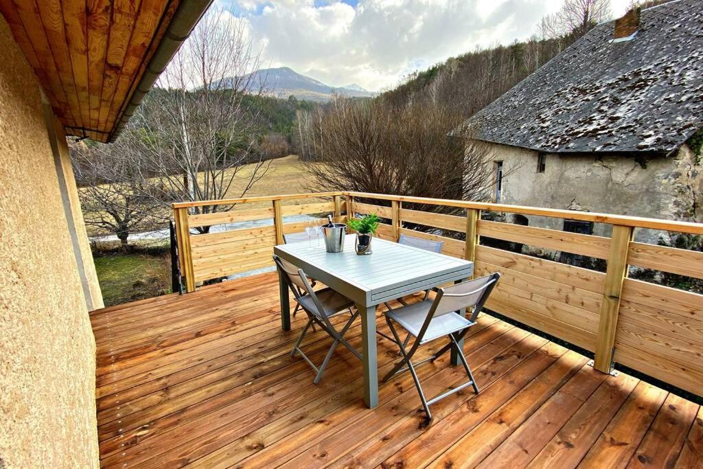Gîte avec jacuzzi privatif - Housity