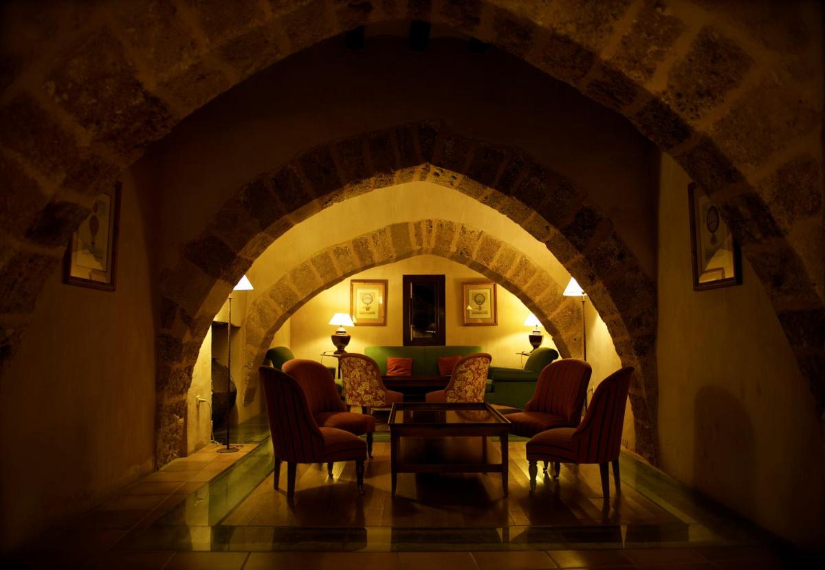 Zona de estar de Monasterio De Piedra