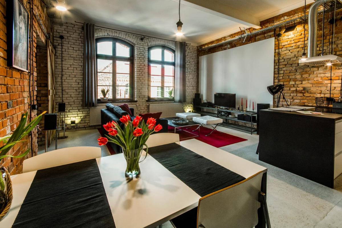LOFT apartment 200m to Old Town wi-fi - Housity