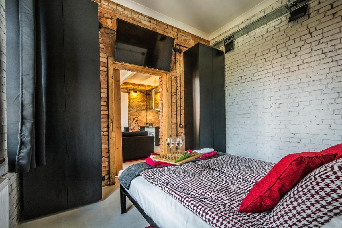 LOFT apartment 200m to Old Town wi-fi - Housity