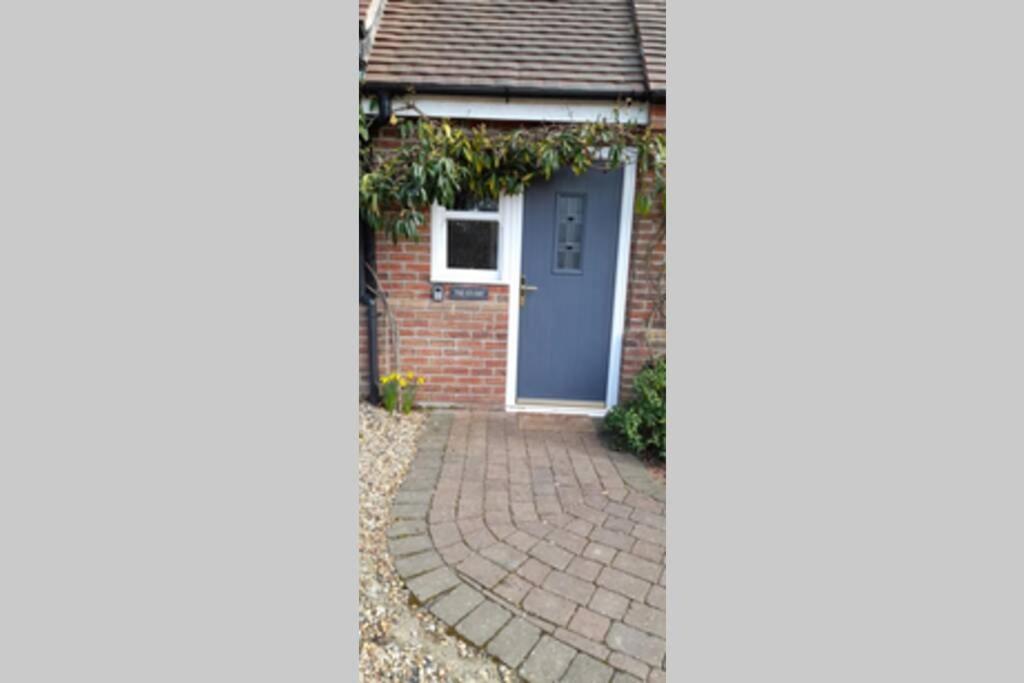 THE STUDIO ROUGHTON - Housity