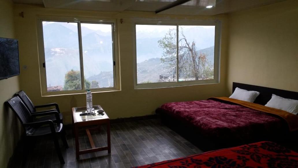 Vamoose Chandra Paradise - Housity