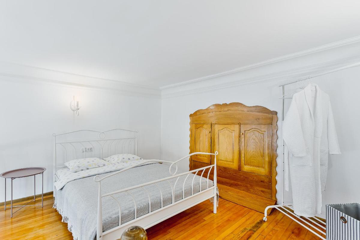 Cozy Home - Housity