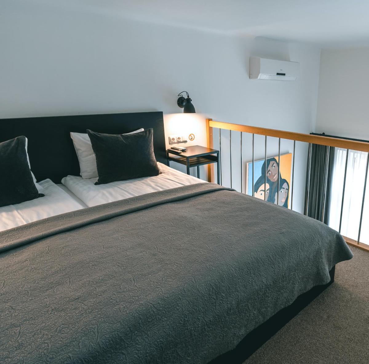 Brother House Kaunas - Housity