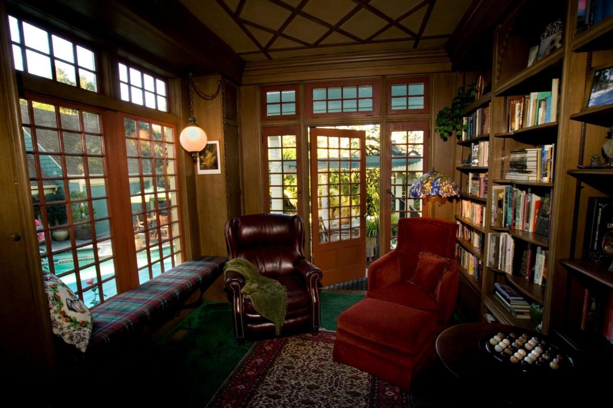 The Bissell House Bed & Breakfast - Housity
