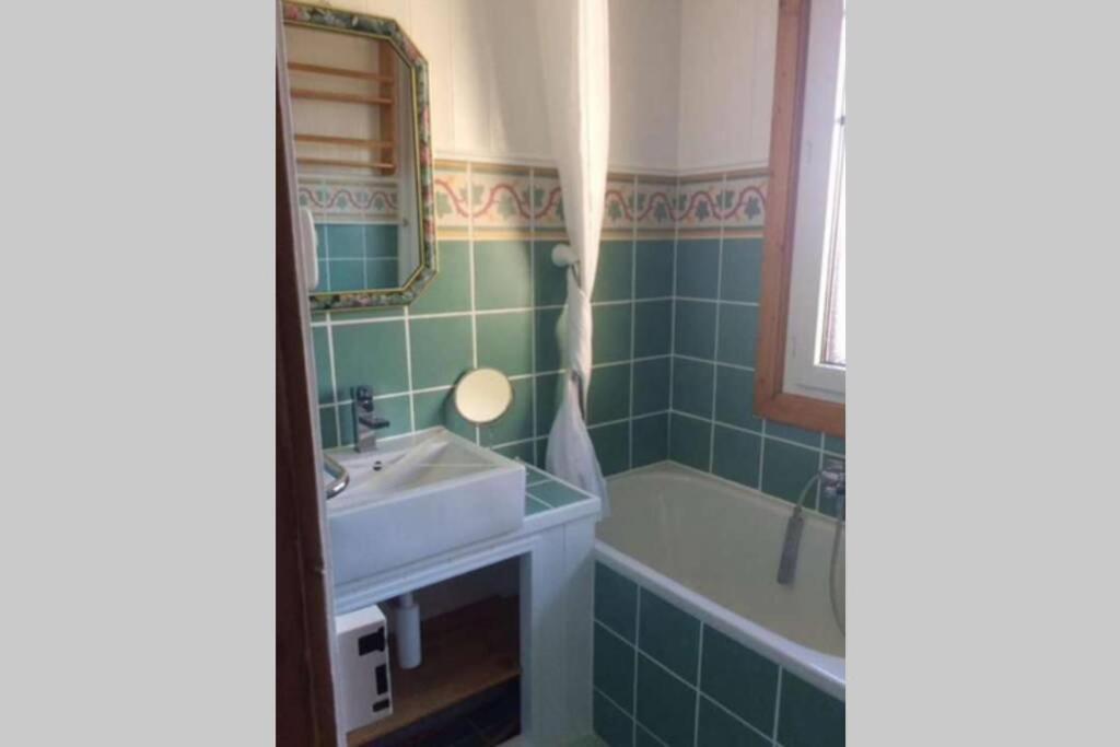 Chalet Les Asters, Cosy, proche des commodités & SPORT - Housity