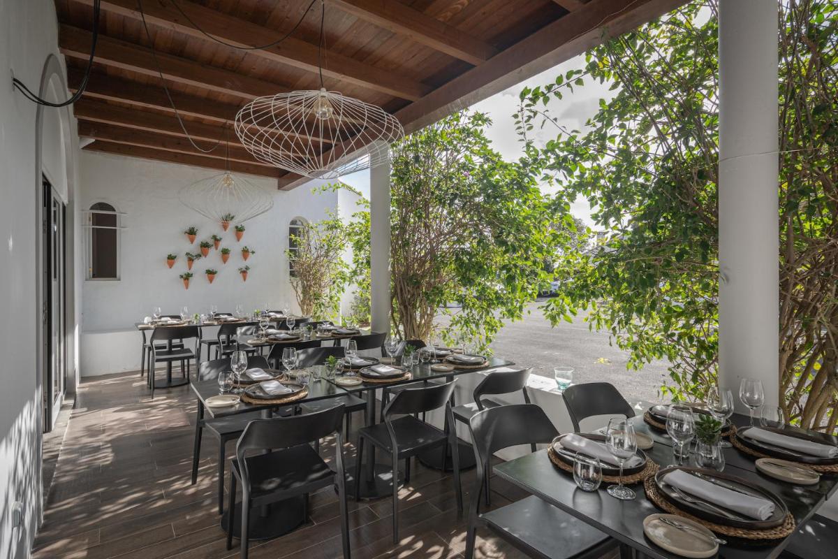 Um jardim no exterior de Senhora da Rosa, Tradition & Nature Hotel
