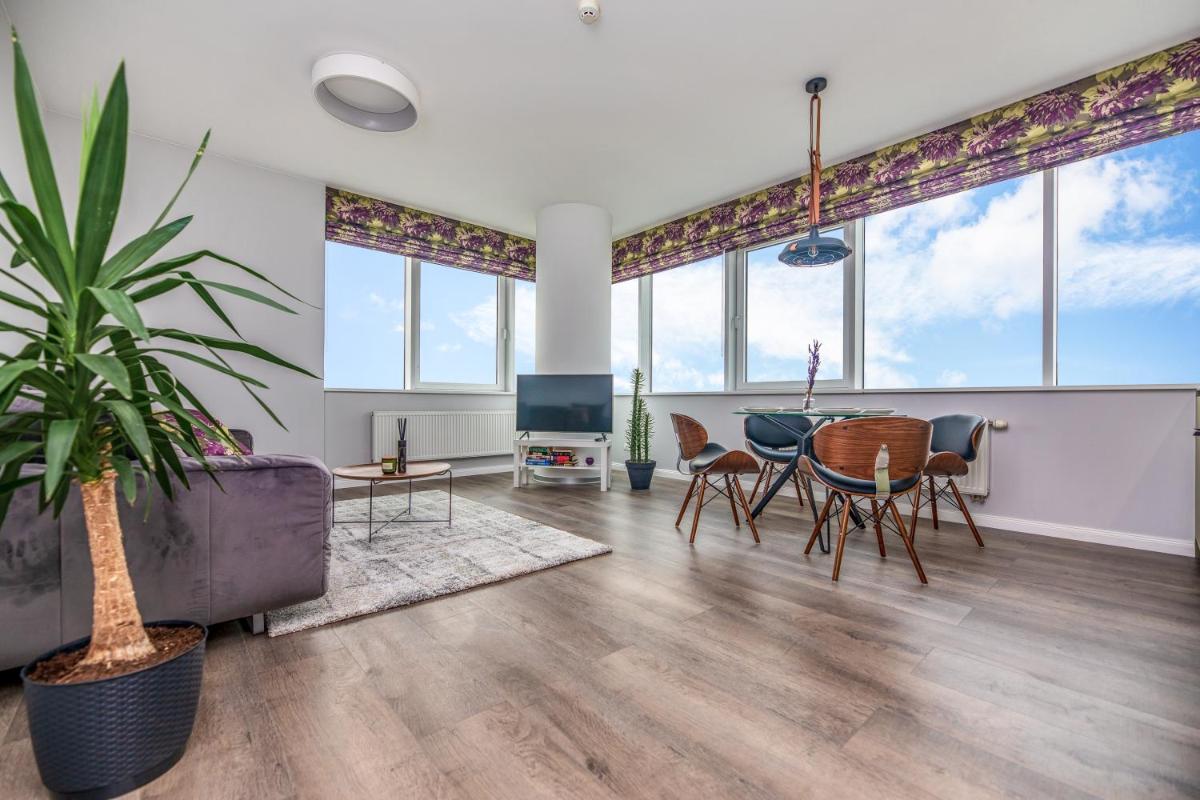 Charming Apt with Spectacular Baltic Sea Views - Housity