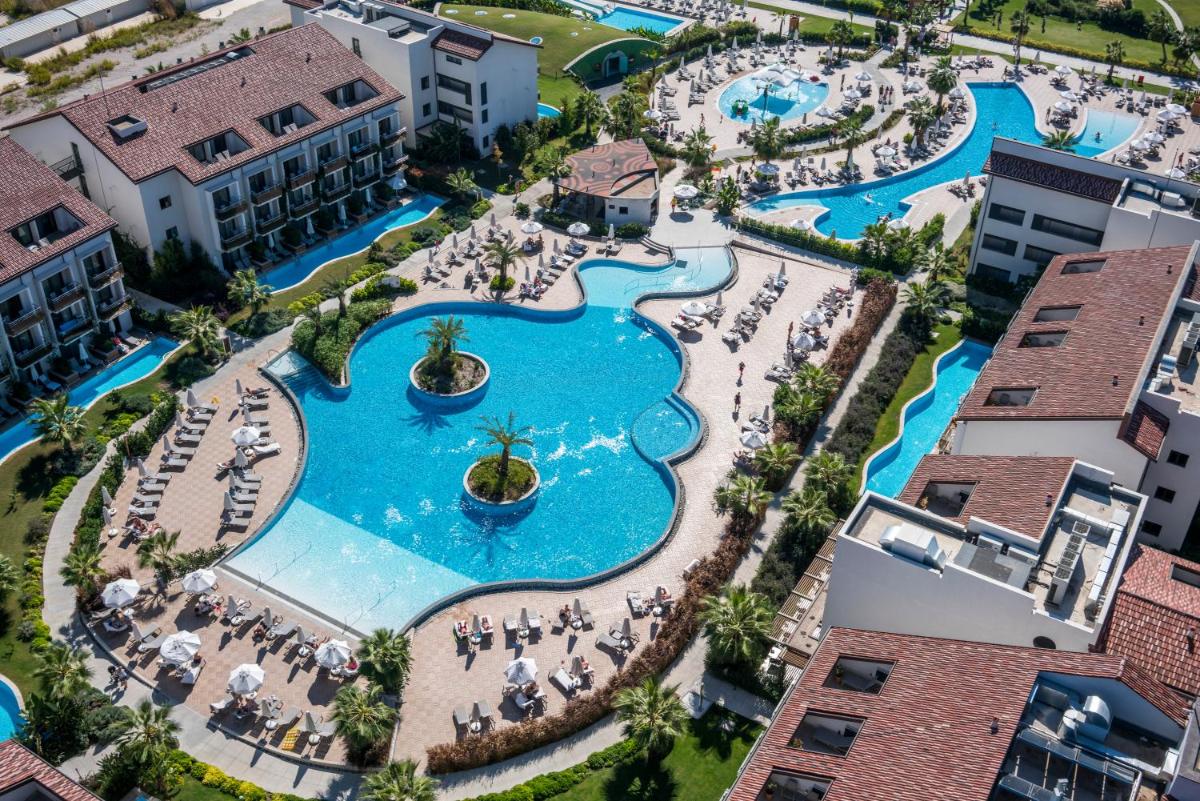 Akra Fethiye Tui Blue Sensatori - Ultra All Inclusive - Housity