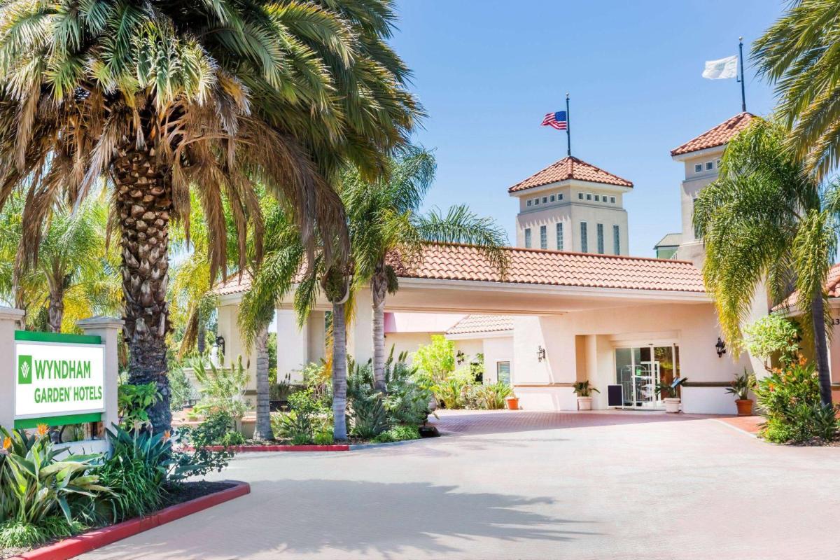 Wyndham Garden San Jose Airport - Housity