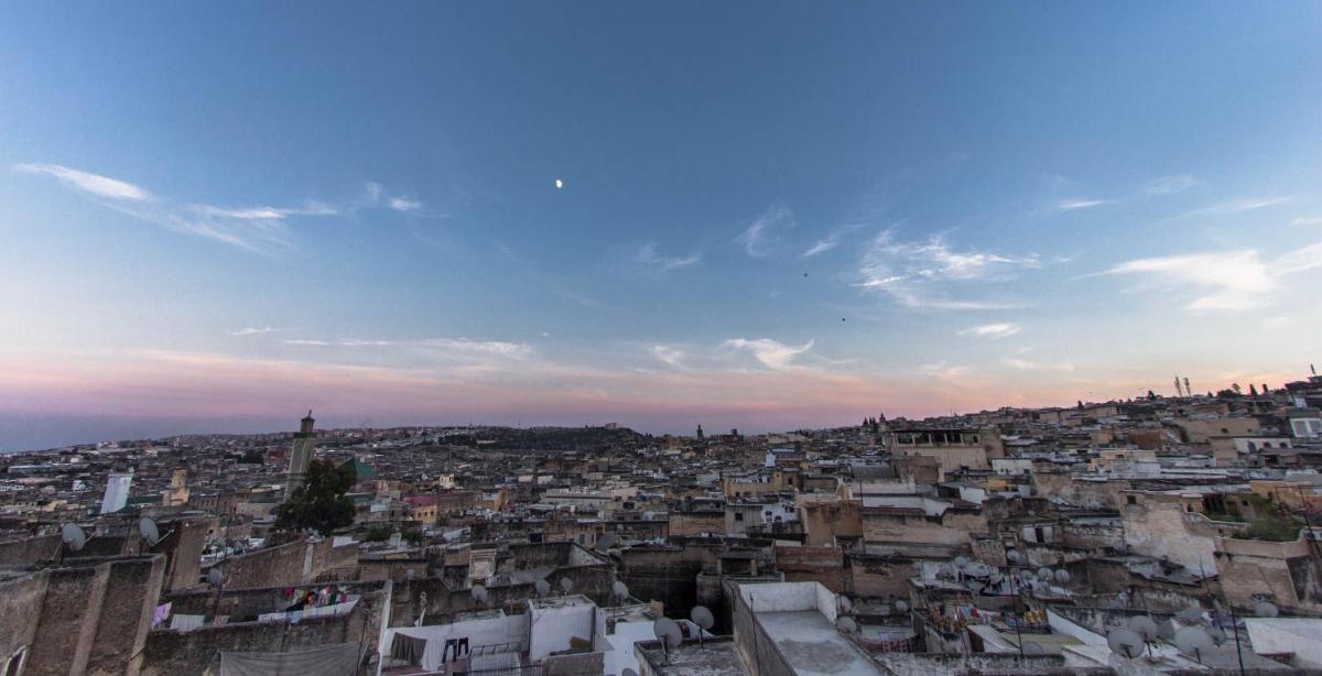 Riad Meski - Housity