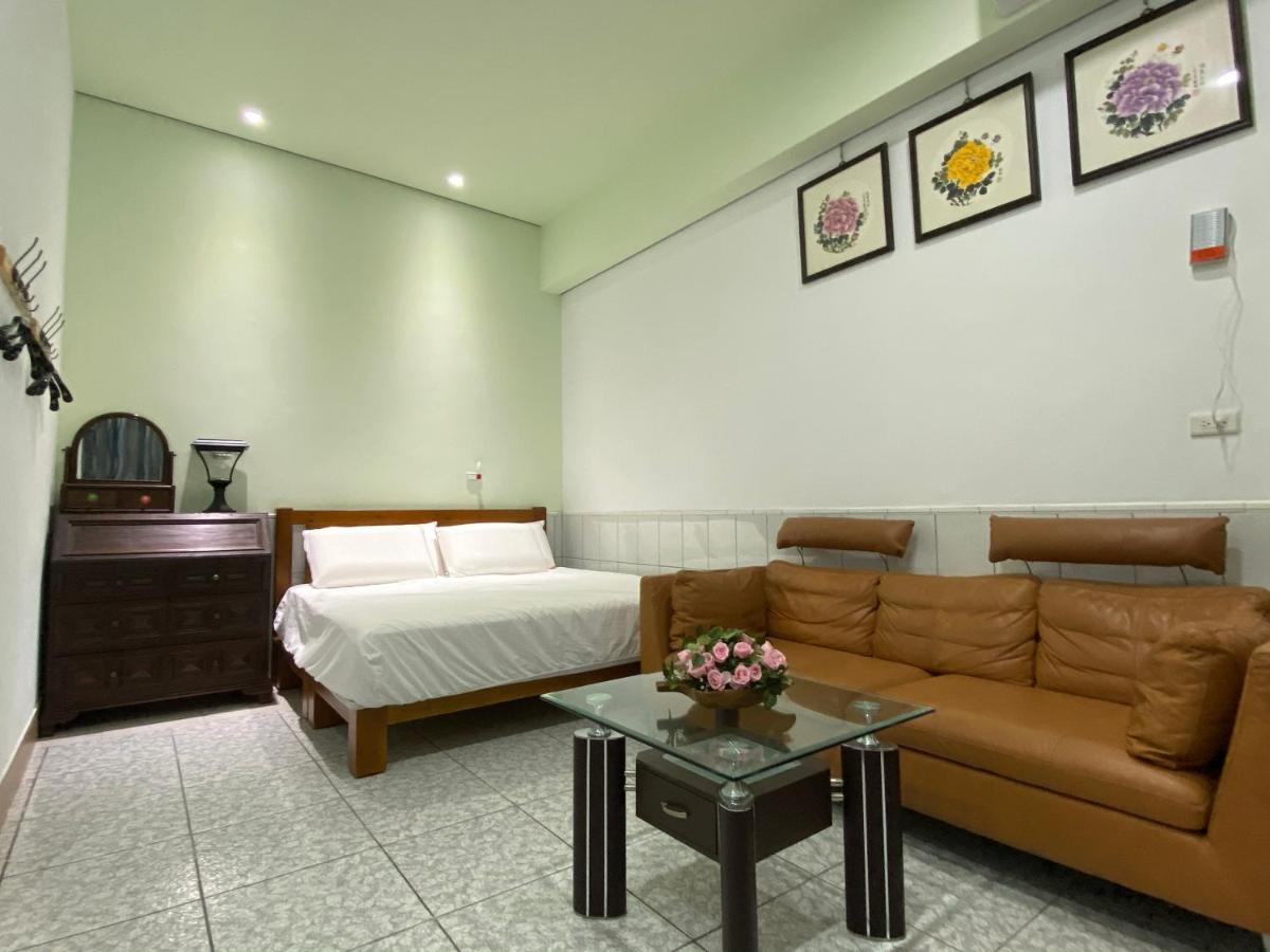 Bridgeside Homestay - Housity