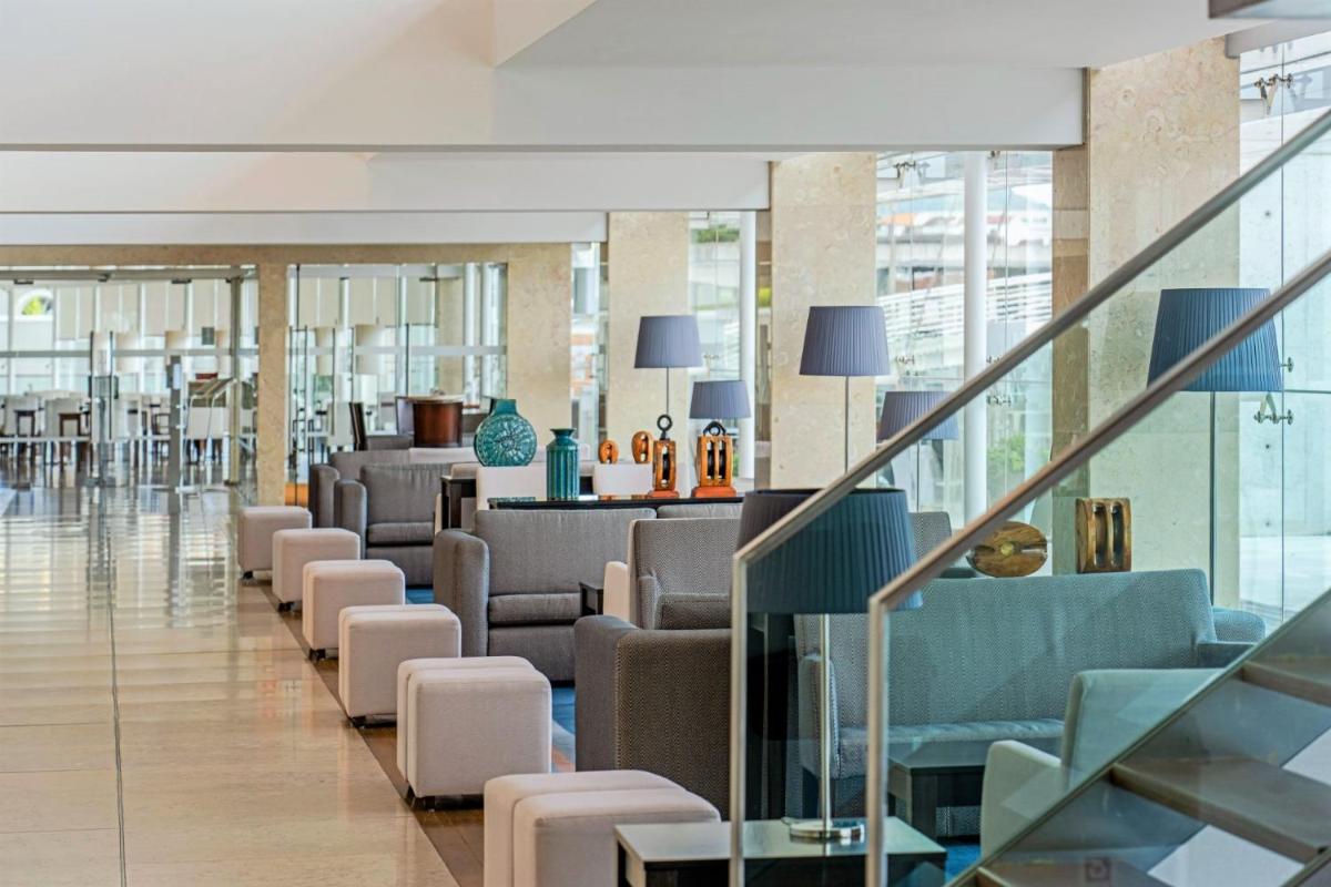 Uma área de estar em Hotel Marina Atlântico
