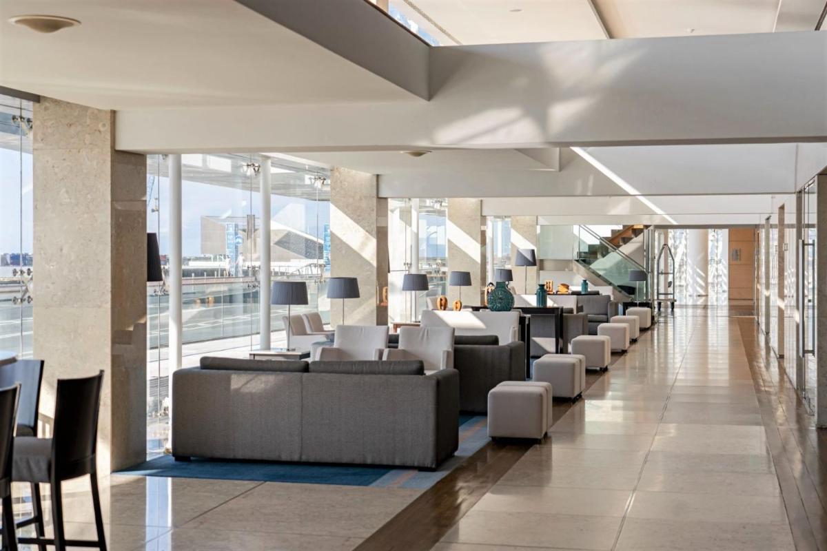 Uma área de estar em Hotel Marina Atlântico