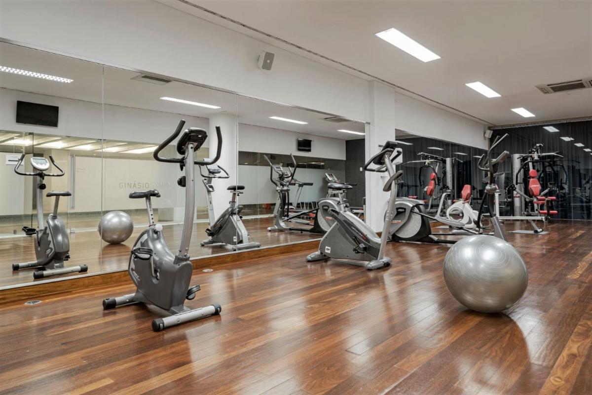 O centro de fitness e/ou as comodidades de fitness de Hotel Marina Atlântico