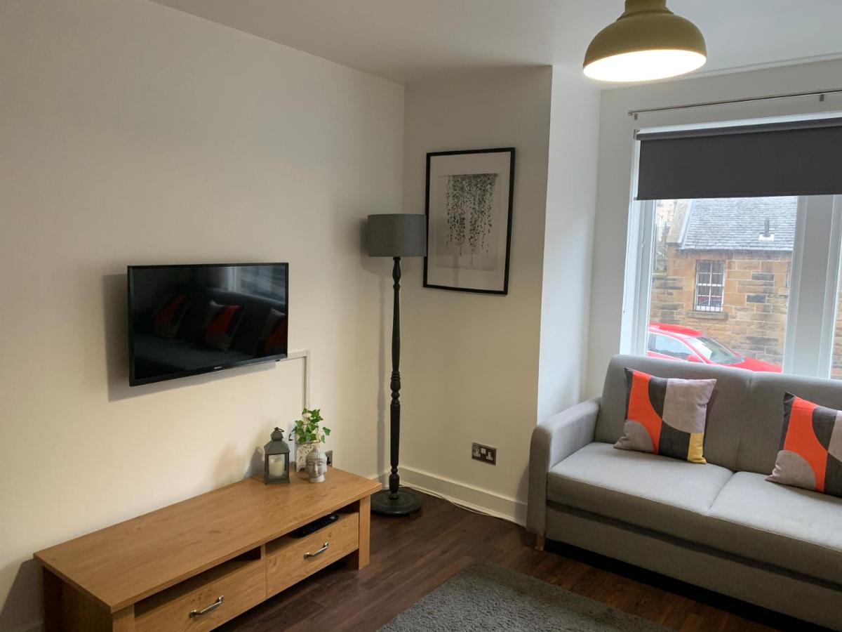 Smart 2 Bed Apartment Edinburgh City Centre Old To - Housity