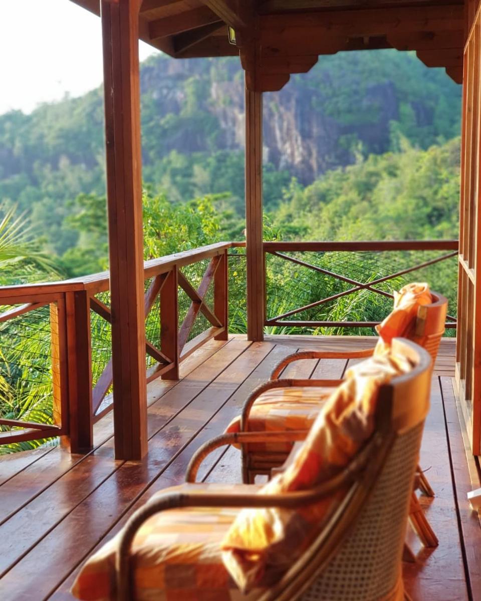 Waterfall Accomodation - Housity